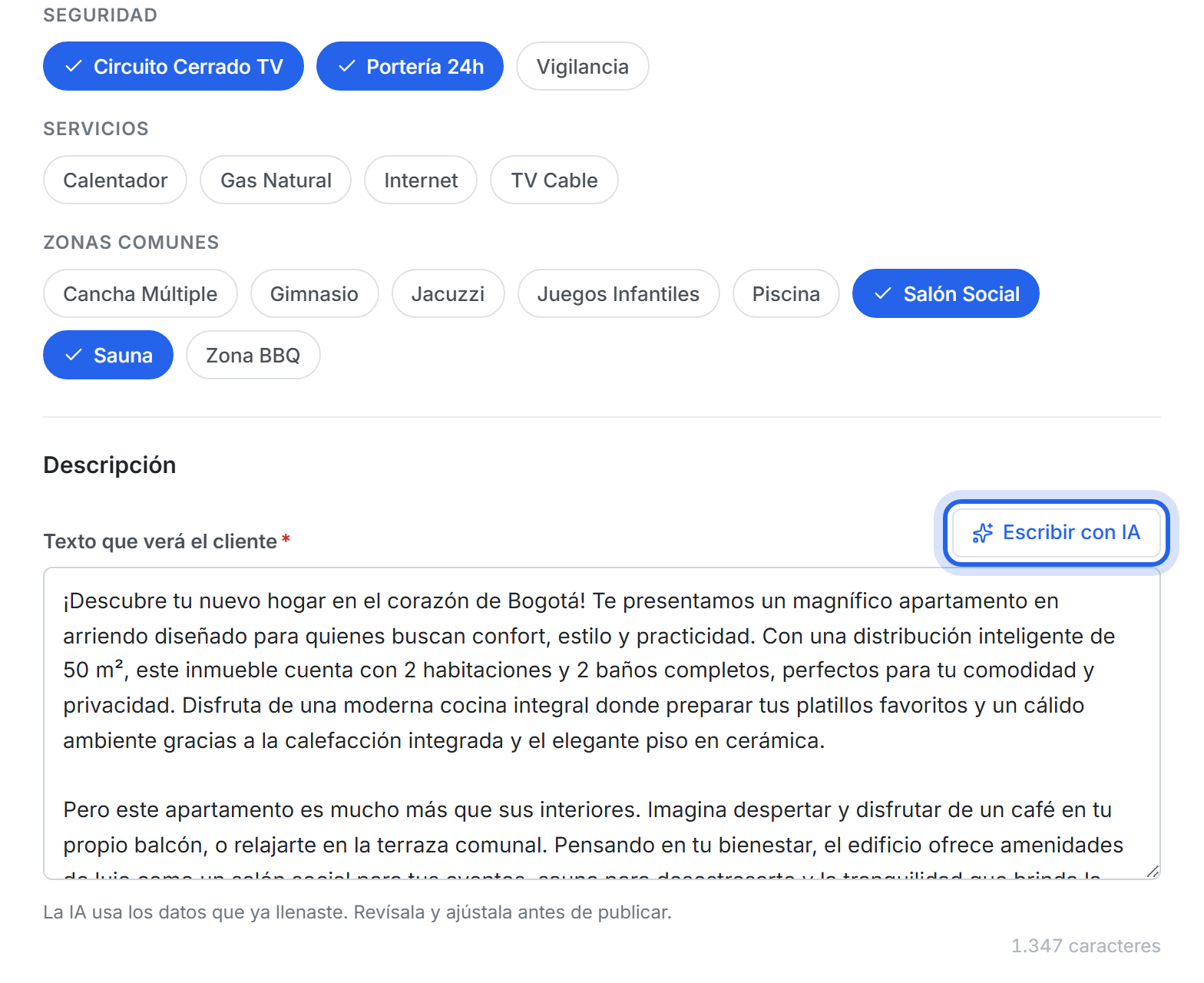 Paso Características con el botón Escribir con IA resaltado y la descripción escrita