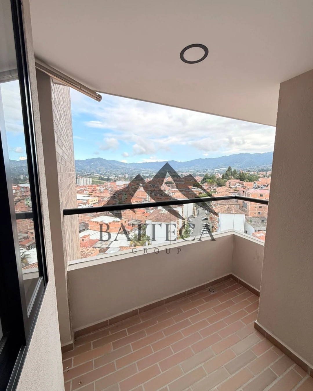 Hermoso apartamento a una cuadra del parque principal - Imagen 13