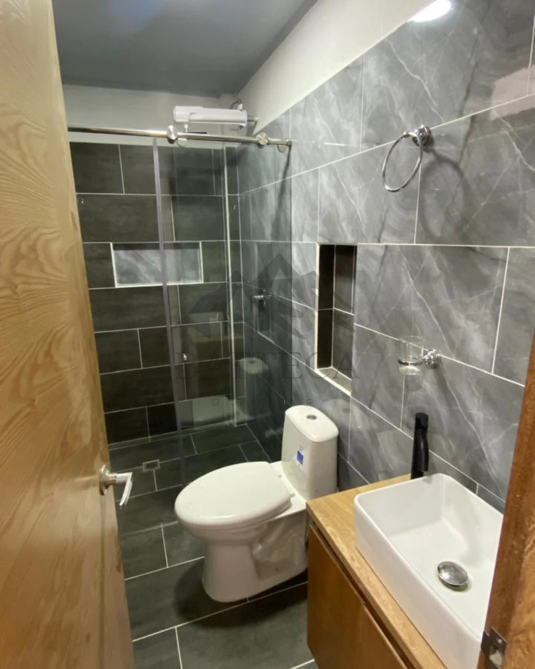 Segundo piso con mansarda - Imagen 9