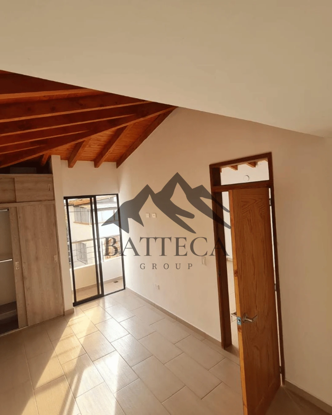 Tercer piso con mansarda - Imagen 10