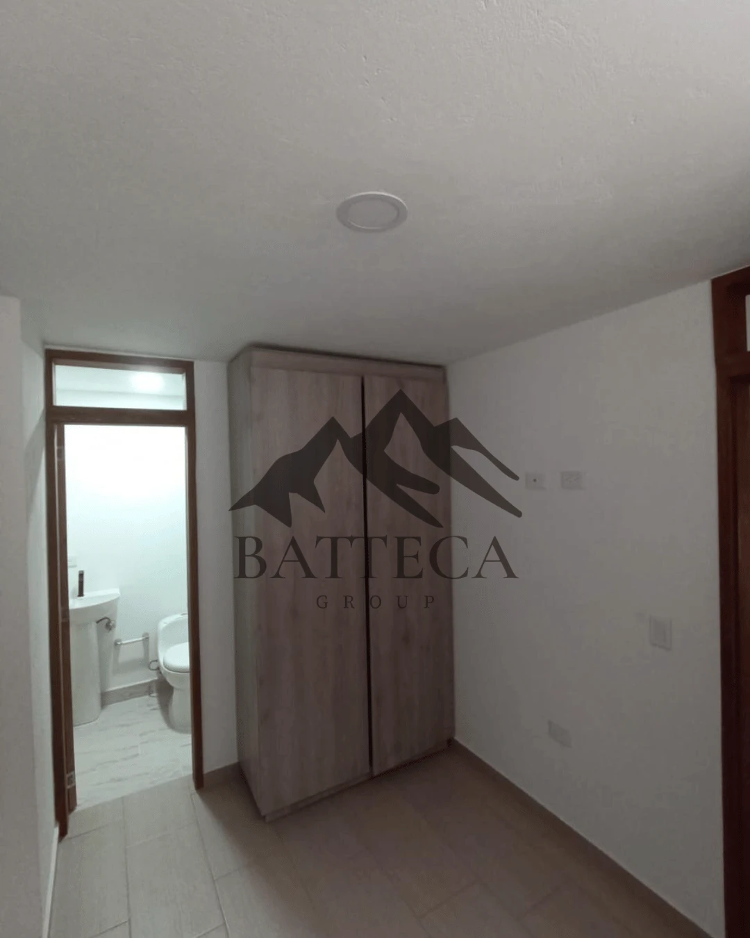 Tercer piso con mansarda - Imagen 6