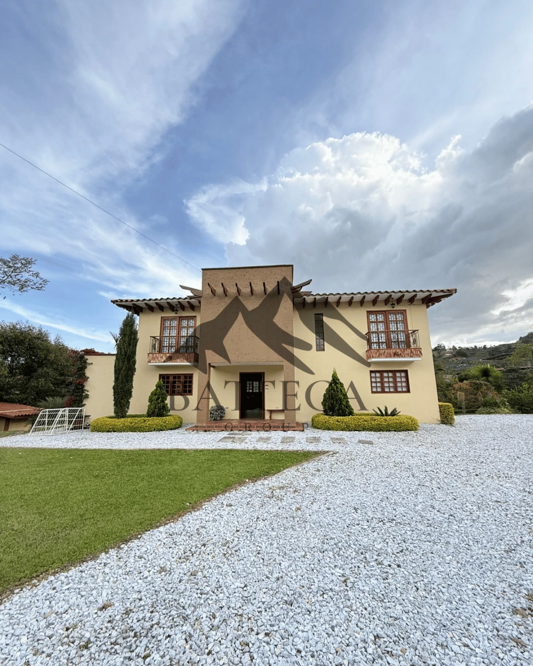 Finca a puerta cerrada cerca a Guatapé y El Peñol