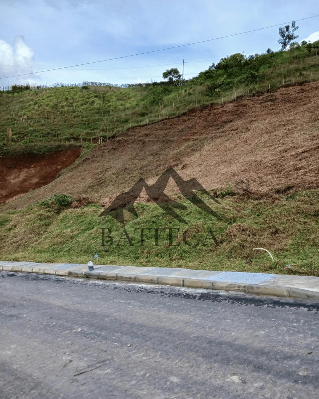 Lote virgen en unidad residencial - Imagen 5