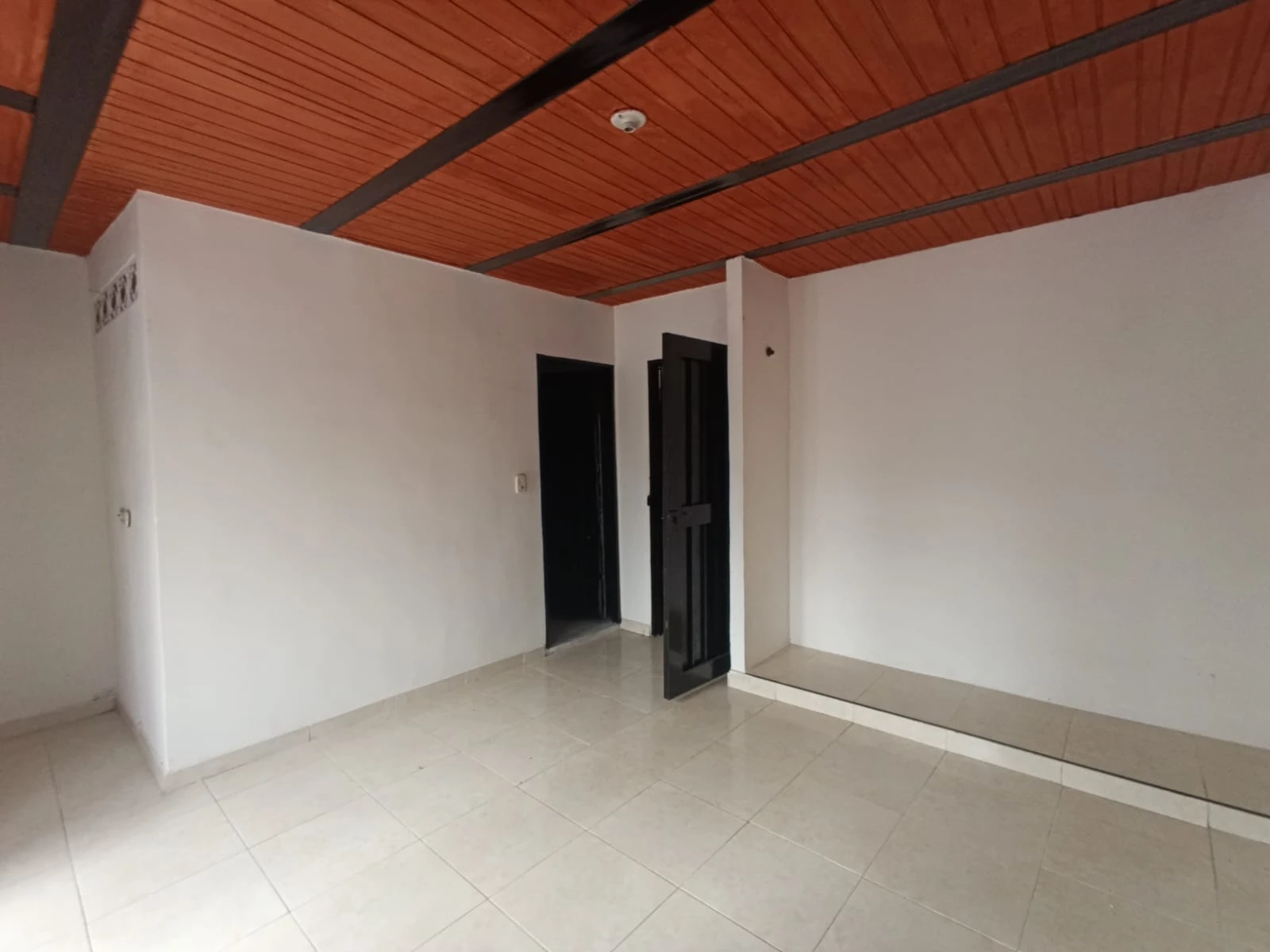 Casa de tres pisos en alquiler ciudad del campo - Imagen 5