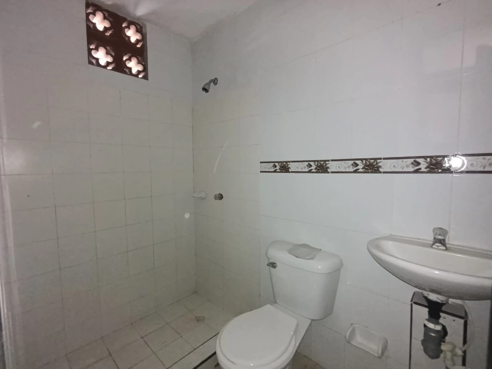 Casa de tres pisos en alquiler ciudad del campo - Imagen 6