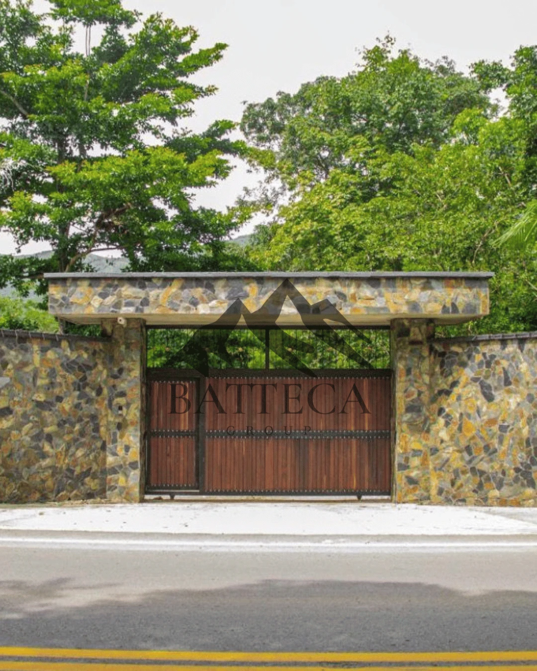 Finca tradicional campestre en Santa Fe de Antioquia - Imagen 2