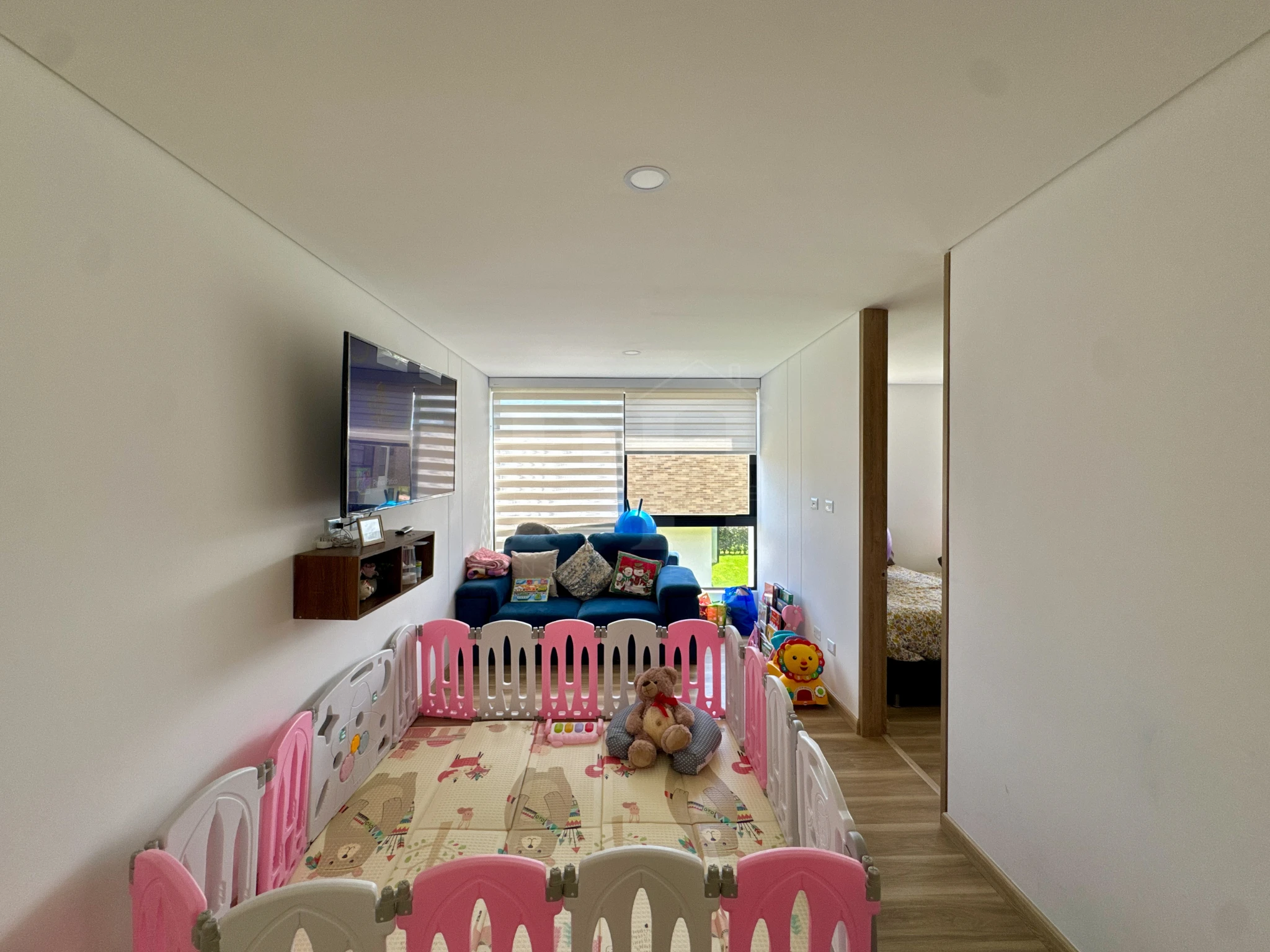 Vendo espectacular casa con terraza en Chía  - Imagen 7