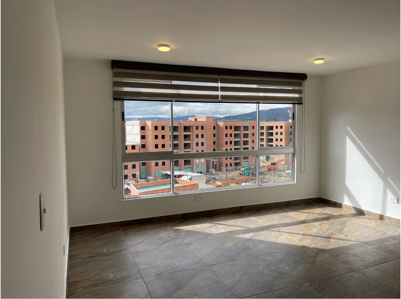 Viva en un hermoso apartamento ultimo piso en conjunto club House  - Imagen 10