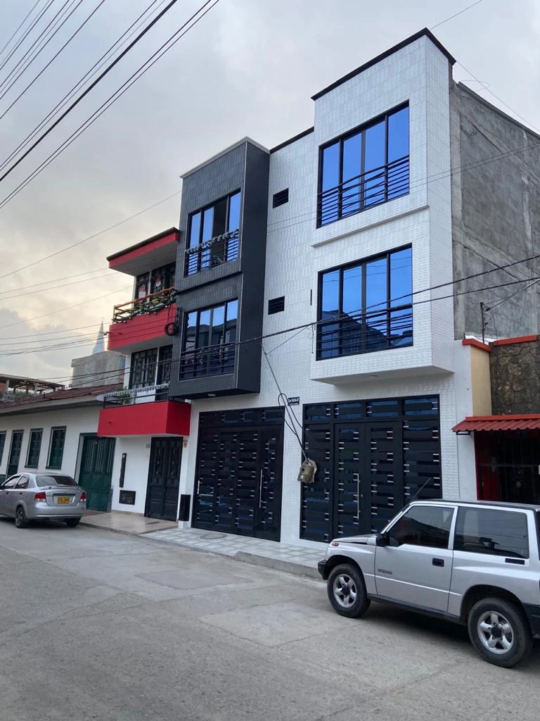 Gran Apartamento en el Centro de Libano Tolima - Imagen 9
