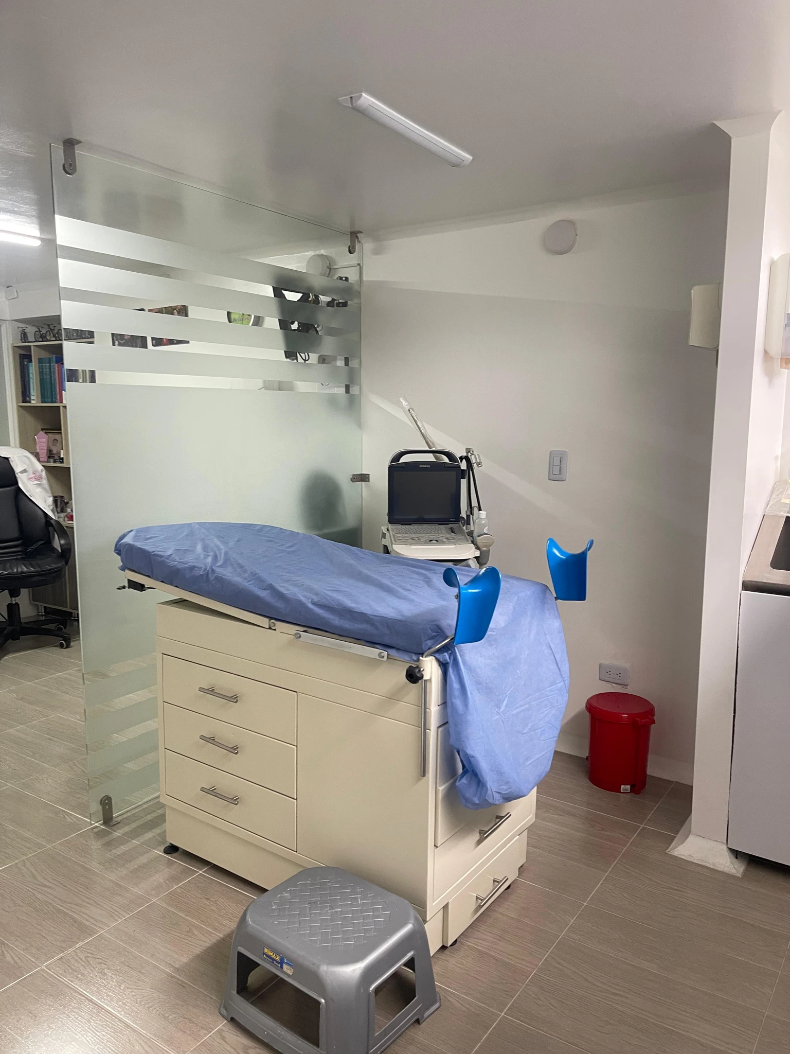 Arriendo Consultorio Centro Comercial Segunda Etapa, Cabecera - Bucaramanga - Imagen 6