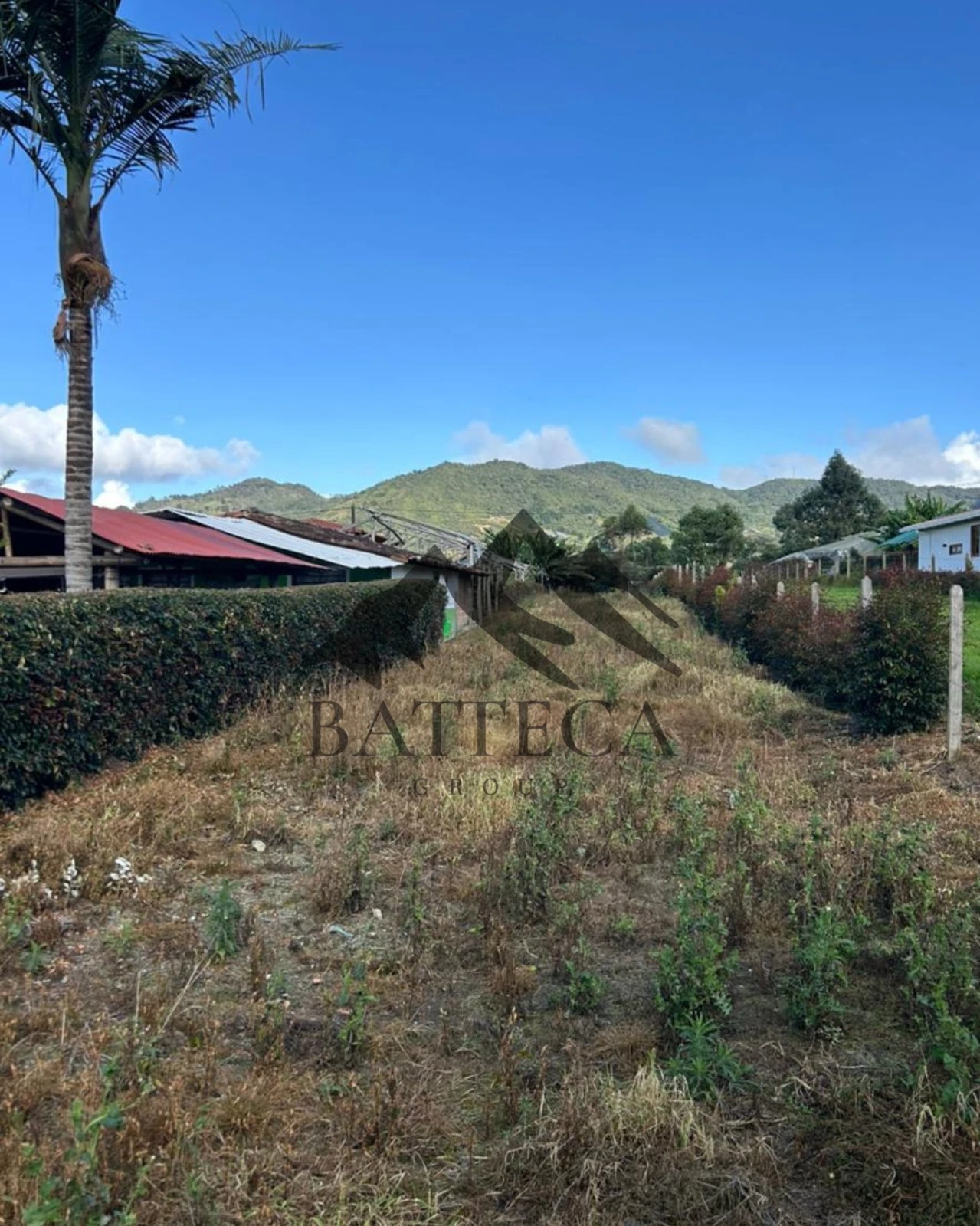 Lote con excelente ubicación en venta - Imagen 4