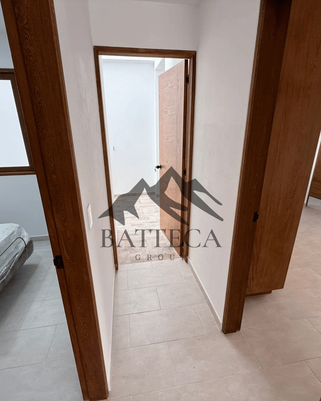 Primer piso esquinero en venta - Imagen 7