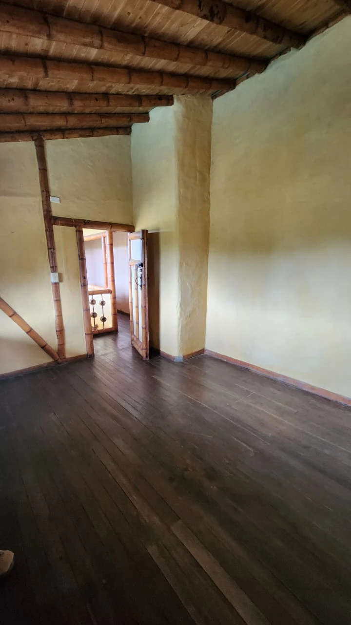 Finca en Santa Elena con precio de oportunidad - Imagen 6