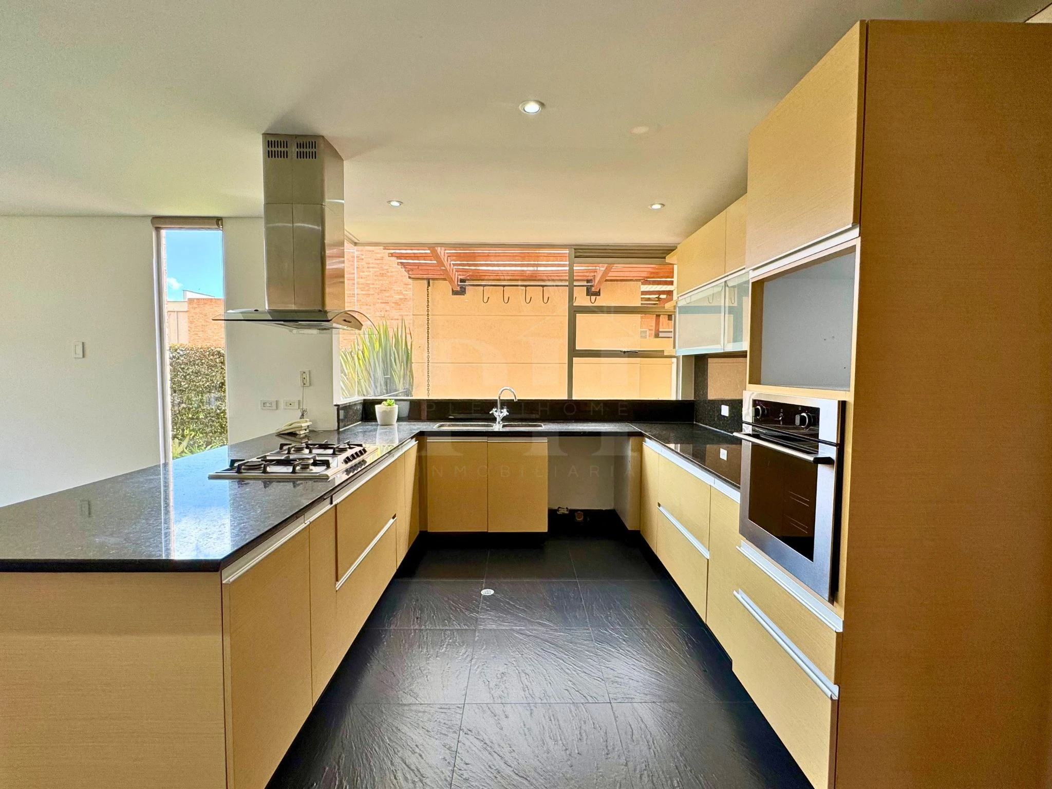 Vendo casa en Chía conjunto club house - Imagen 3