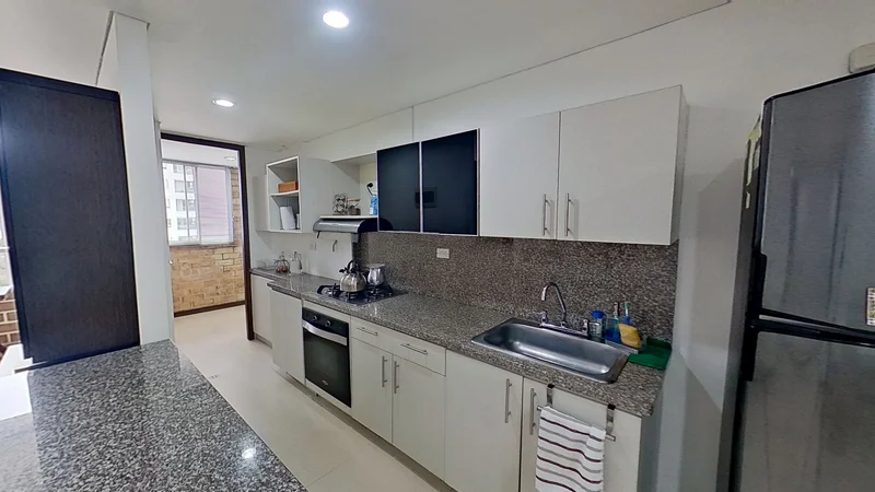 HERMOSO APARTAMENTO EN SABANETA LA DOCTORA