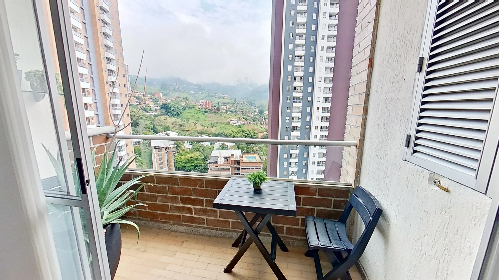 HERMOSO APARTAMENTO EN SABANETA LA DOCTORA - Imagen 4