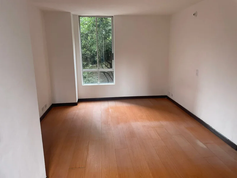 Venta de Apartamento en el Poblado, sector Loma de San Julian