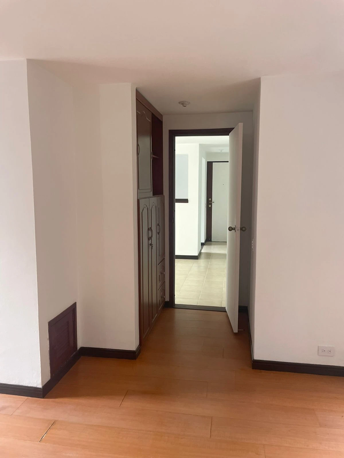 Venta de Apartamento en el Poblado, sector Loma de San Julian - Imagen 11