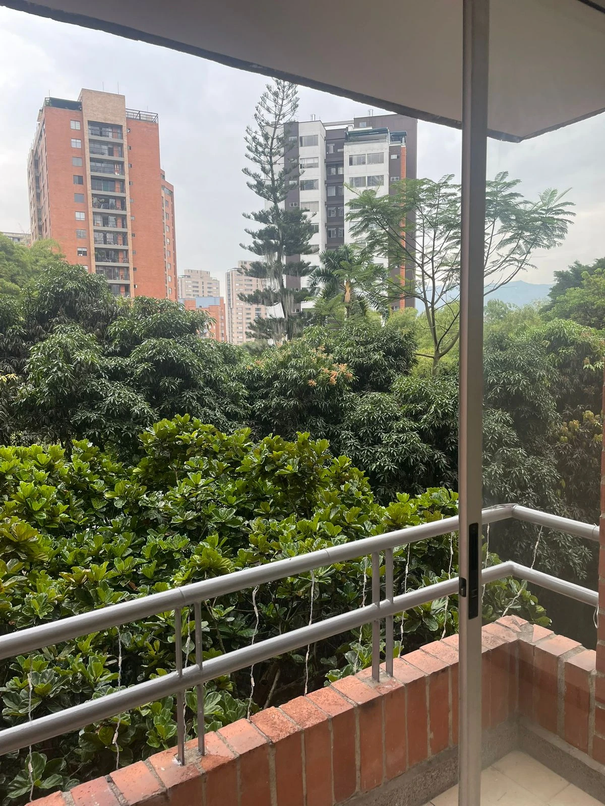 Venta de Apartamento en el Poblado, sector Loma de San Julian - Imagen 5