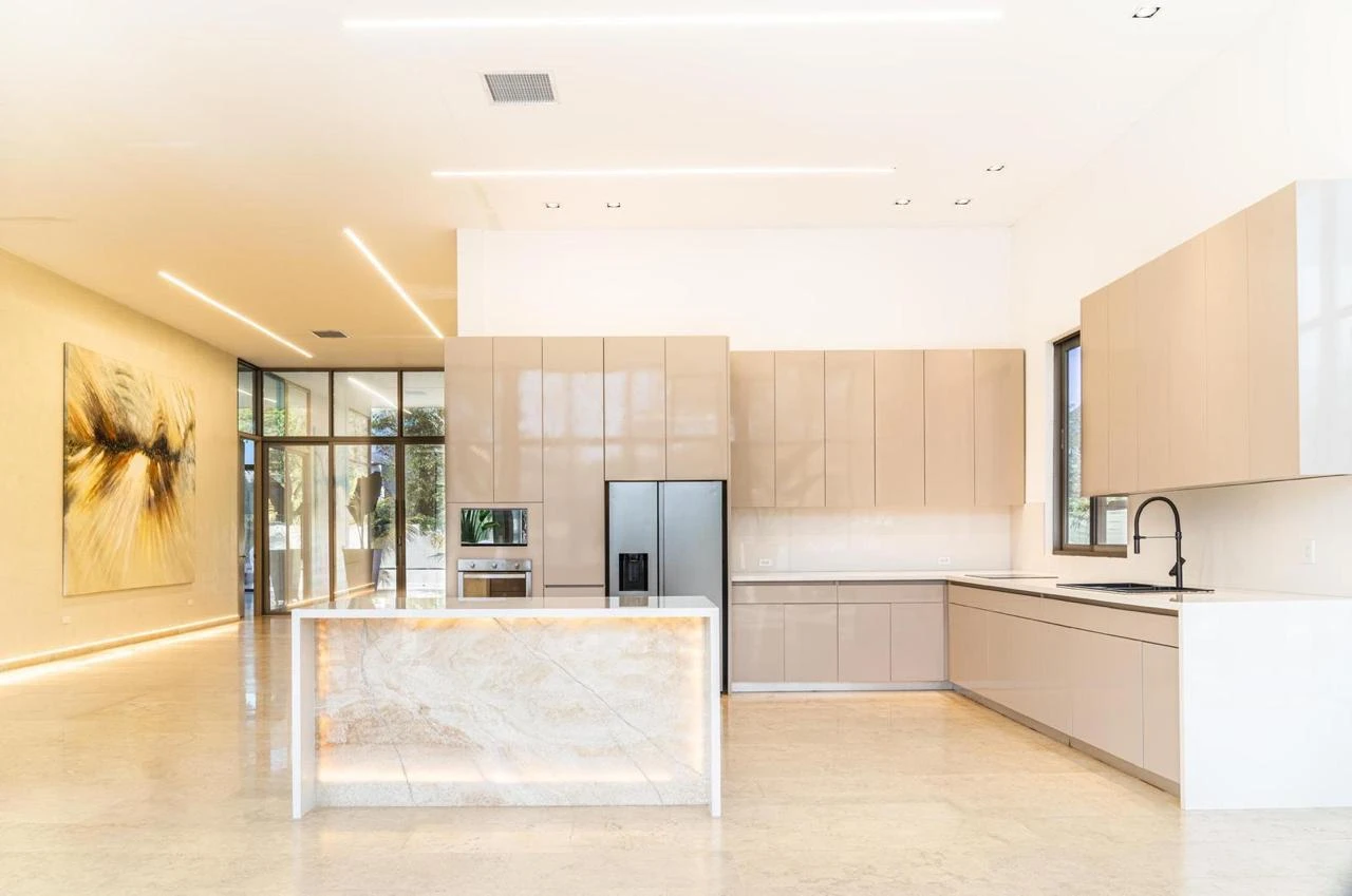 Vendo Casa de lujo - Aleros del Country - Zona Norte - Imagen 14