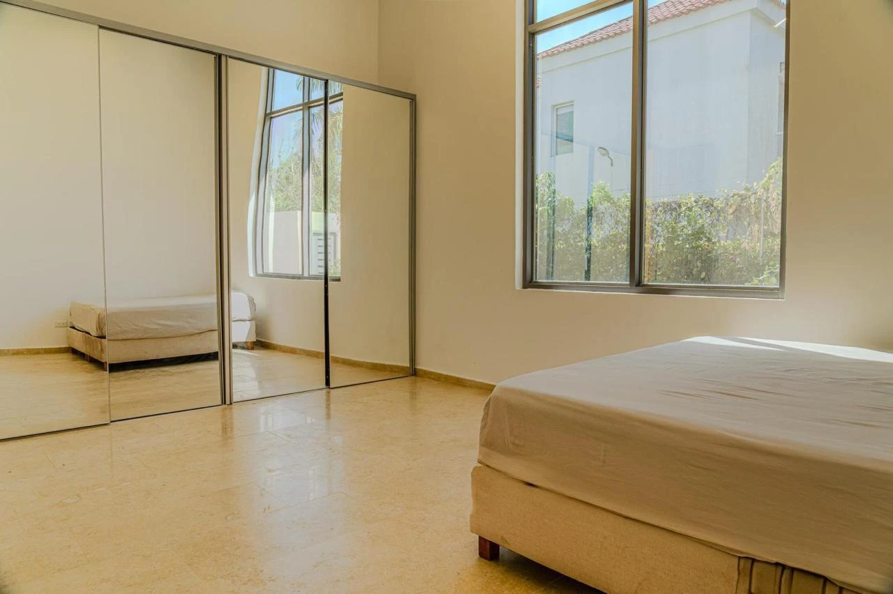 Vendo Casa de lujo - Aleros del Country - Zona Norte - Imagen 3