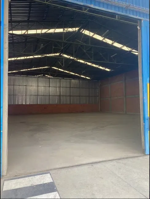 BODEGA EN MADRID 687 M2