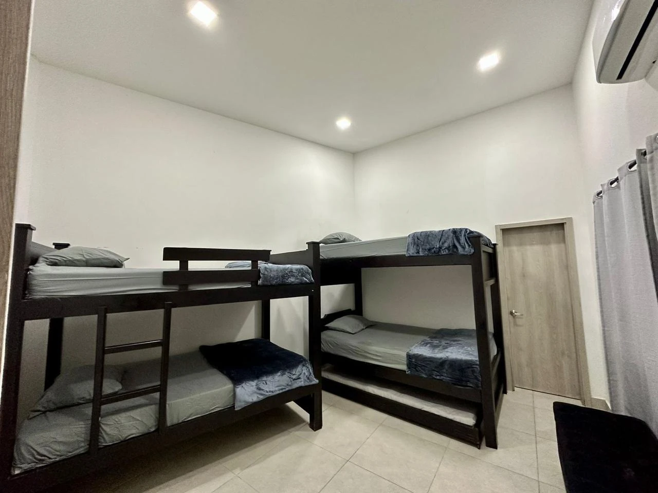 Casa finca con piscina en Parcelación - Imagen 6