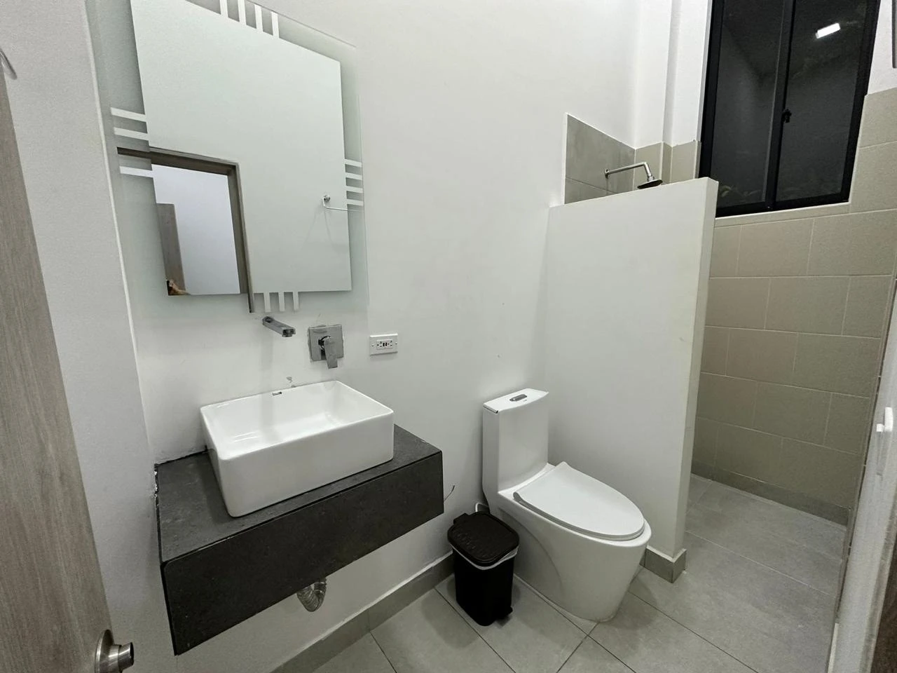 Casa finca con piscina en Parcelación - Imagen 5