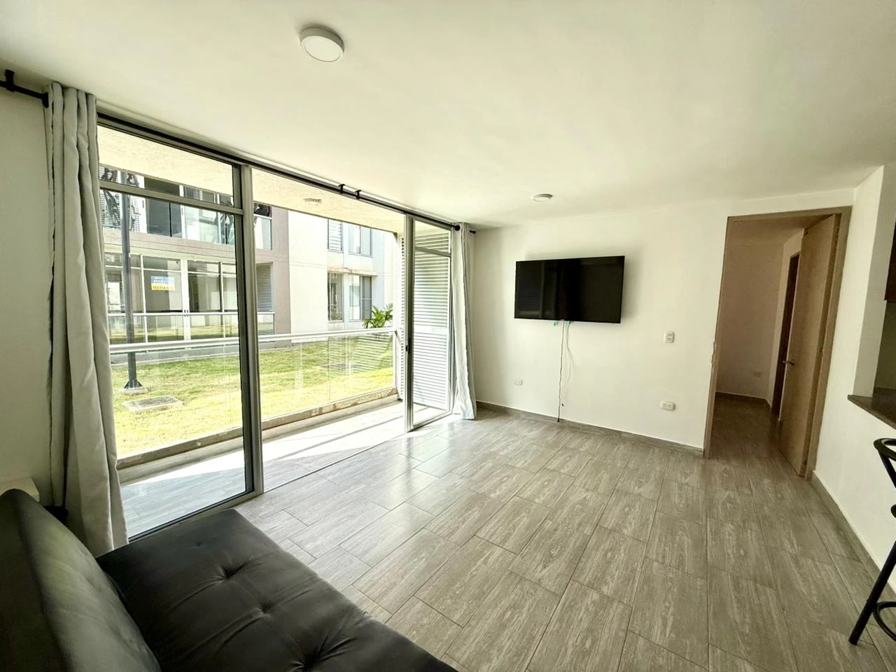 Apto Portelo / 2 Hab / 2 Baños / Balcón / Piso 1 / $330.000.000 - Imagen 5