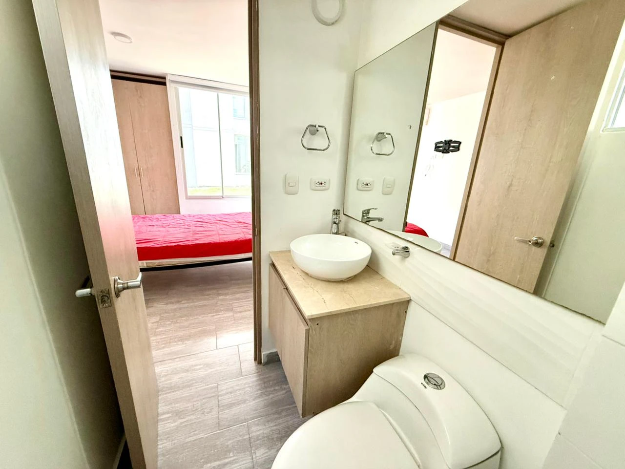 Apto Portelo / 2 Hab / 2 Baños / Balcón / Piso 1 / $330.000.000 - Imagen 8