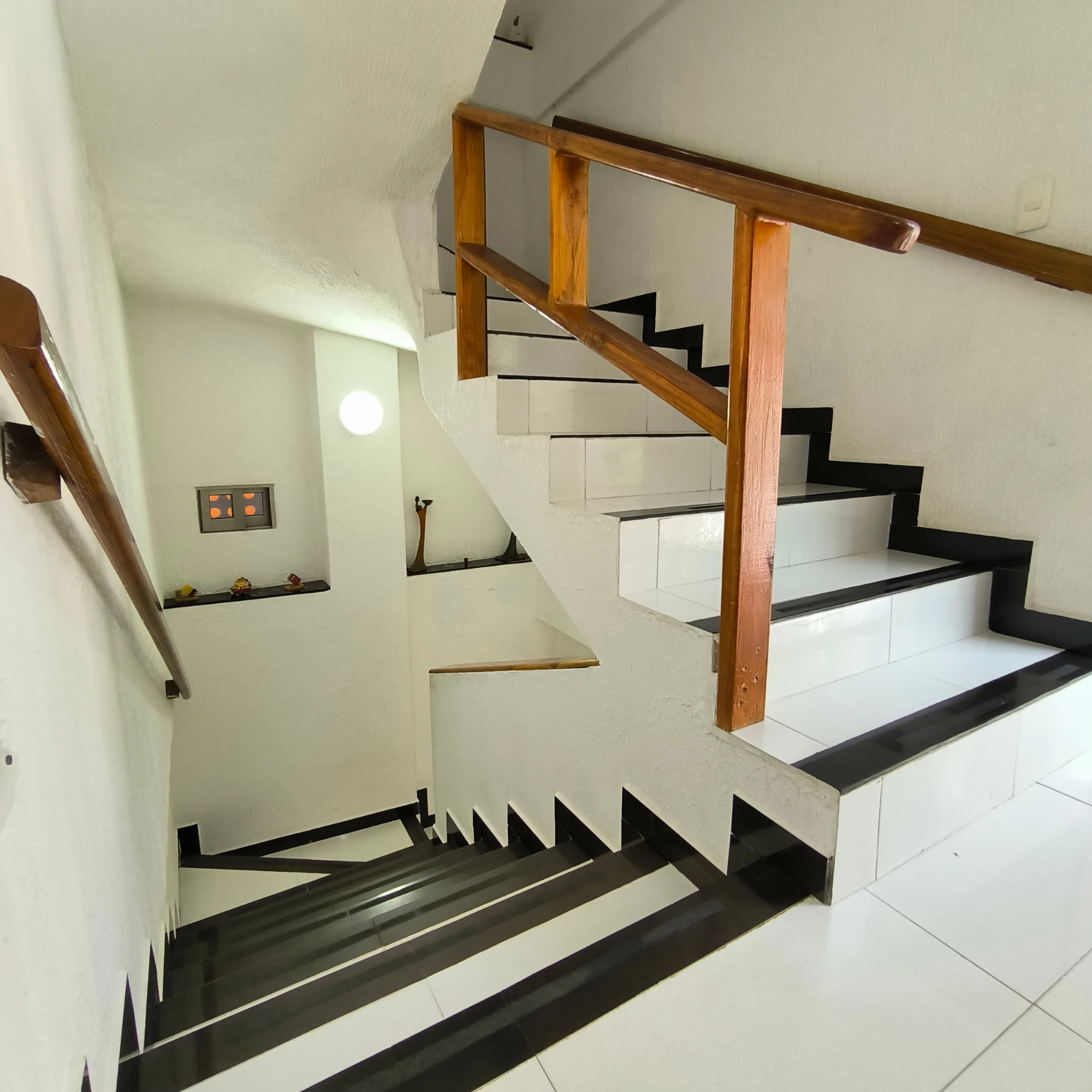 Casa Campestre de Alto Nivel con Piscina Privada en Bosques de Guadalupe | Espacios Ideales para Vivir y Disfrutar en Familia - Imagen 7