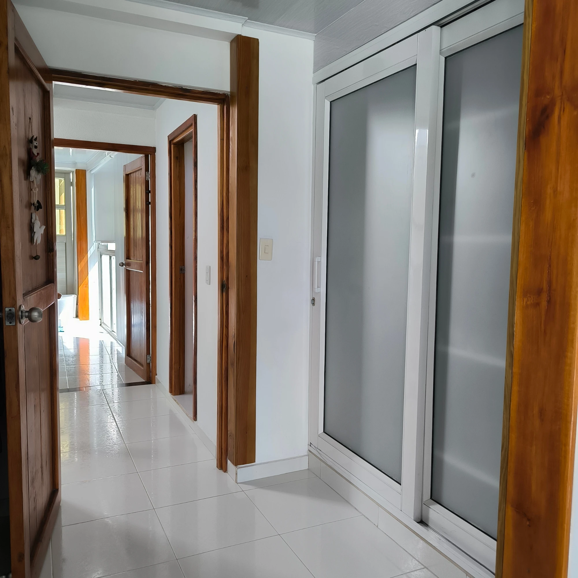 Casa Campestre de Alto Nivel con Piscina Privada en Bosques de Guadalupe | Espacios Ideales para Vivir y Disfrutar en Familia - Imagen 10