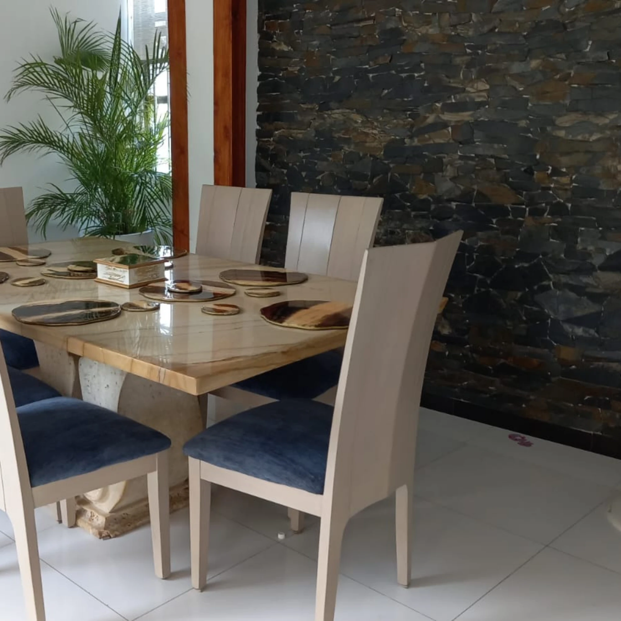 Casa Campestre de Alto Nivel con Piscina Privada en Bosques de Guadalupe | Espacios Ideales para Vivir y Disfrutar en Familia - Imagen 3