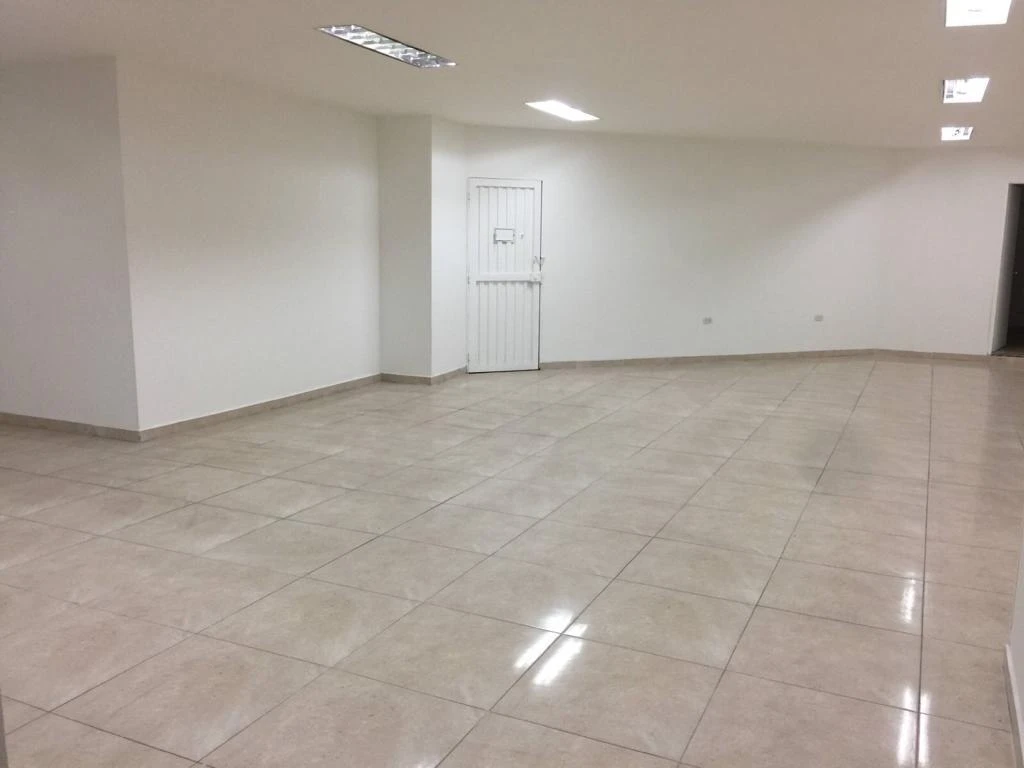 Arriendo Local en Acropolis, Donde funcionaba AMB-Bucaramanga - Imagen 3