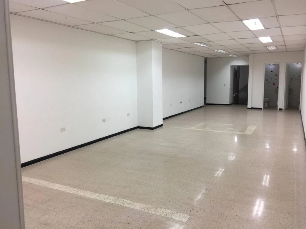 Arriendo Local en Acropolis, Donde funcionaba AMB-Bucaramanga - Imagen 5