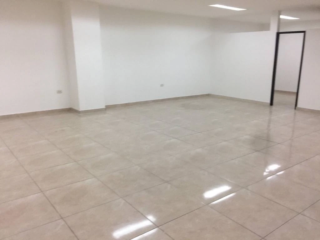 Arriendo Local en Acropolis, Donde funcionaba AMB-Bucaramanga - Imagen 2