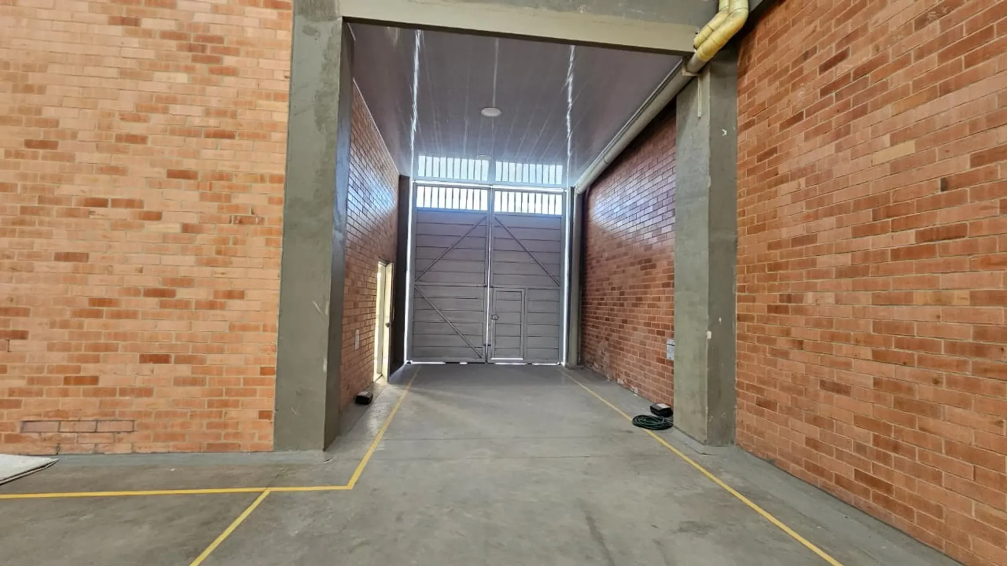 BODEGA EN ZONA INDUSTRIAL MOSQUERA 900 M2 - Imagen 10