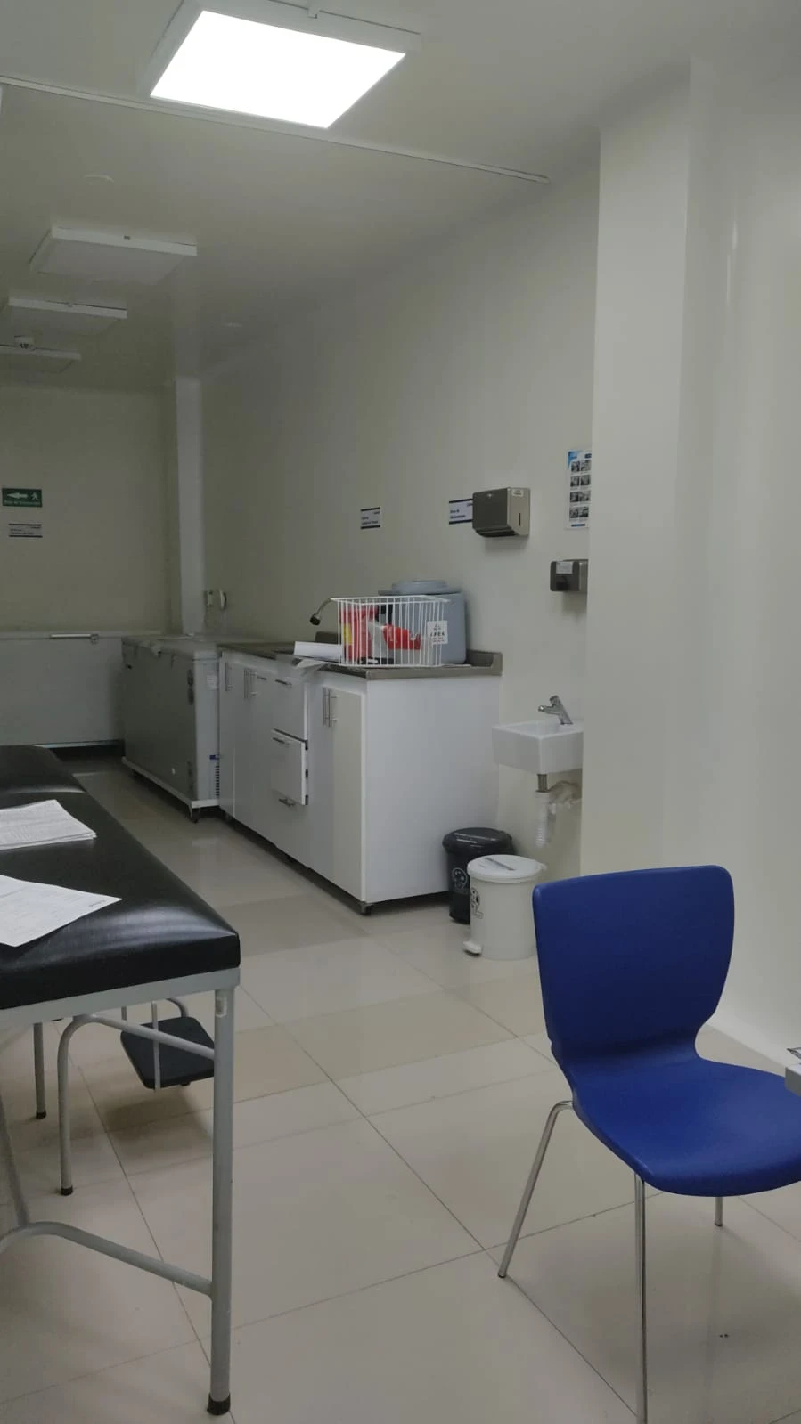 LOCAL PARA SALUD - 1.000 M2 - CLINICA - IPS -  LABORATORIO- 3138008899 - Imagen 3
