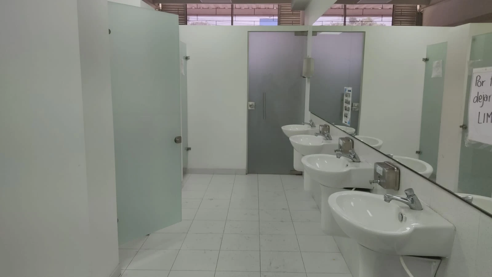 LOCAL PARA SALUD - 1.000 M2 - CLINICA - IPS -  LABORATORIO- 3138008899 - Imagen 7