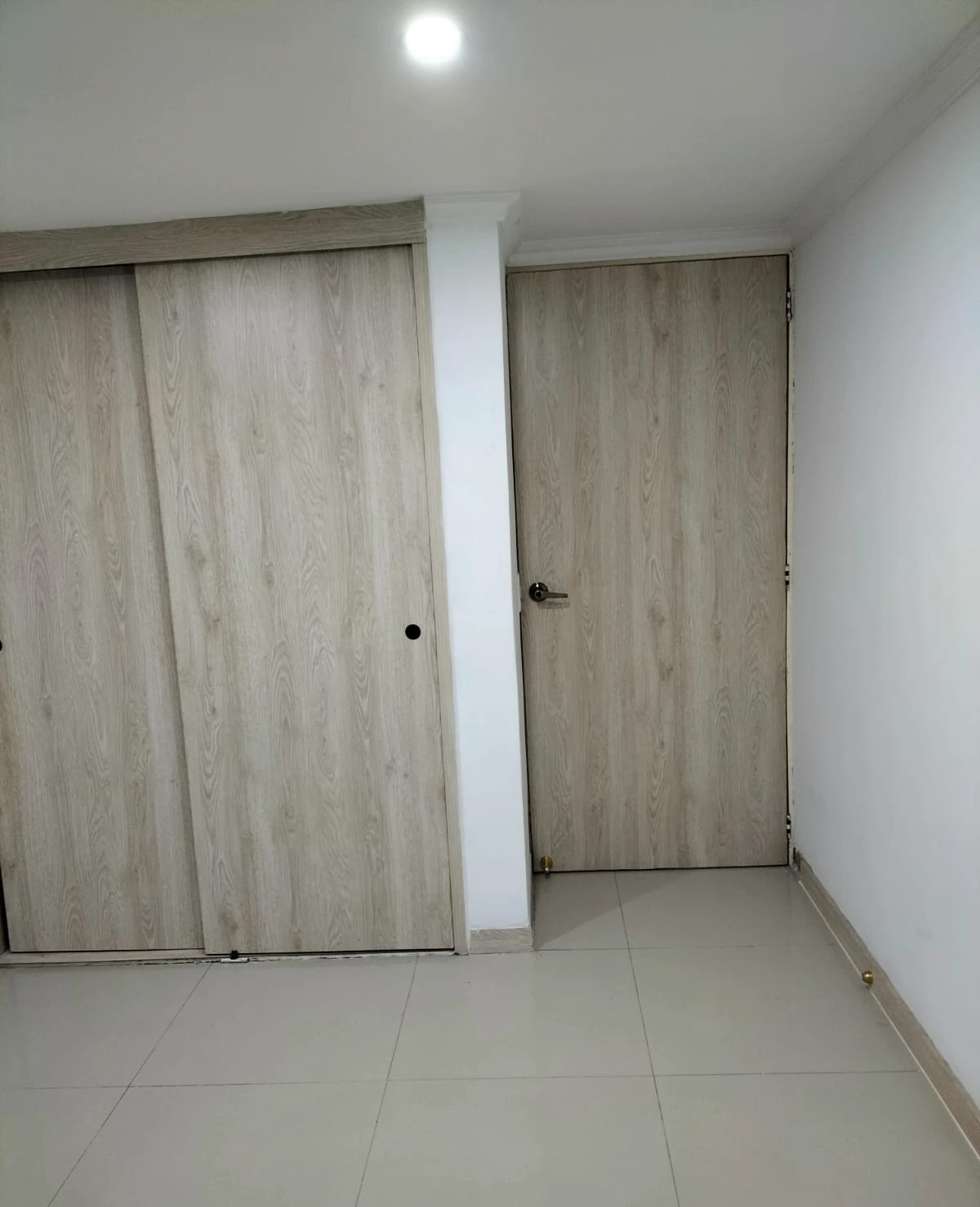 Vendo apartamento cómodo y bien ubicado cerca a CC 170 y Clínica Cardioinfantil - Imagen 2