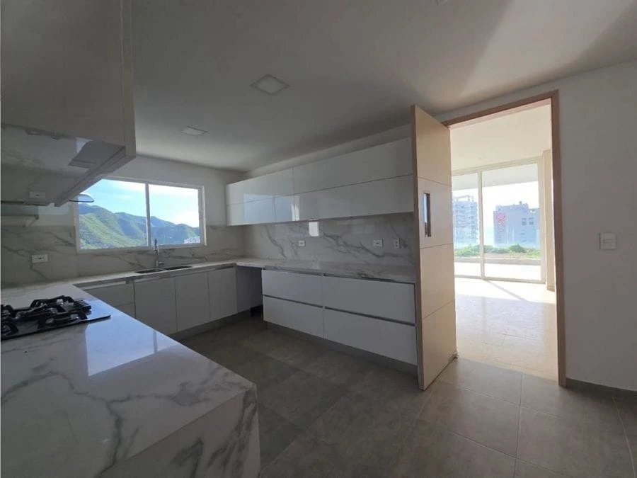 APTO EXCLUSIVO CON TERRAZA EN EL SECTOR EL PRADO - SANTA MARTA - Imagen 15