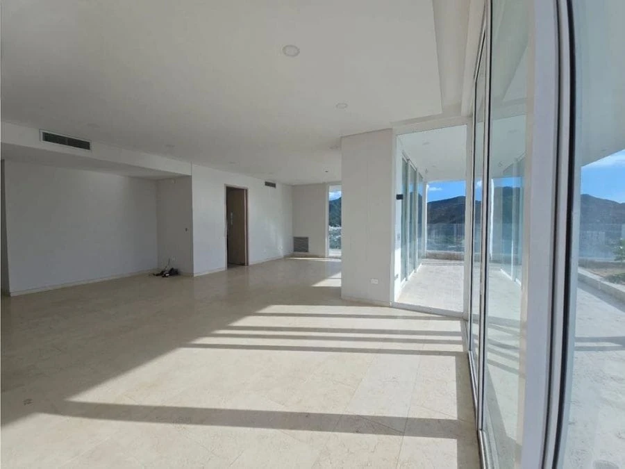 APTO EXCLUSIVO CON TERRAZA EN EL SECTOR EL PRADO - SANTA MARTA - Imagen 5