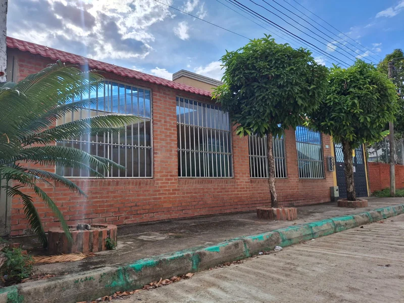 CASA EN VENTA – OPORTUNIDAD EN CARMEN DE APICALA
