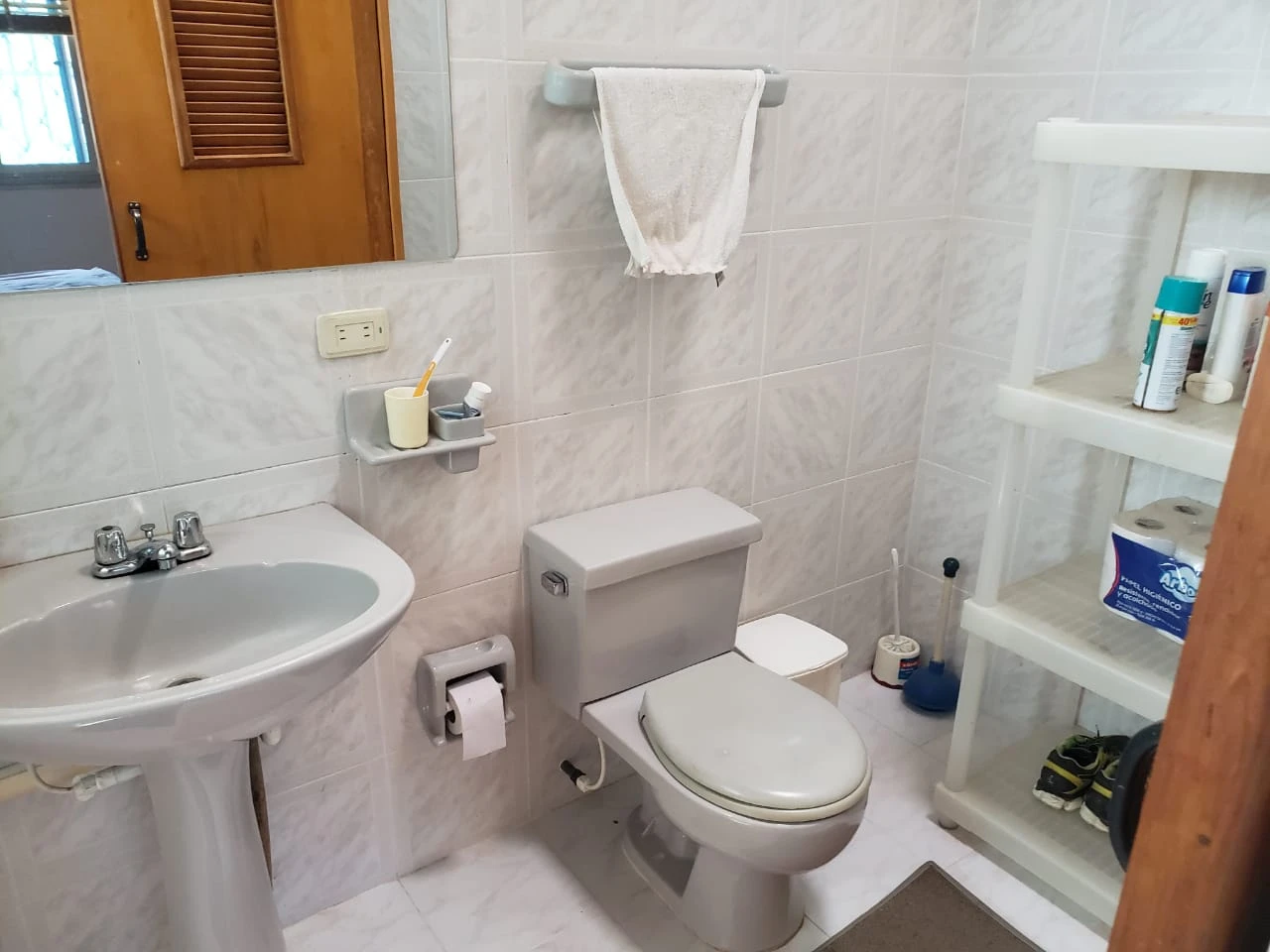 CASA EN VENTA – OPORTUNIDAD EN CARMEN DE APICALA - Imagen 5