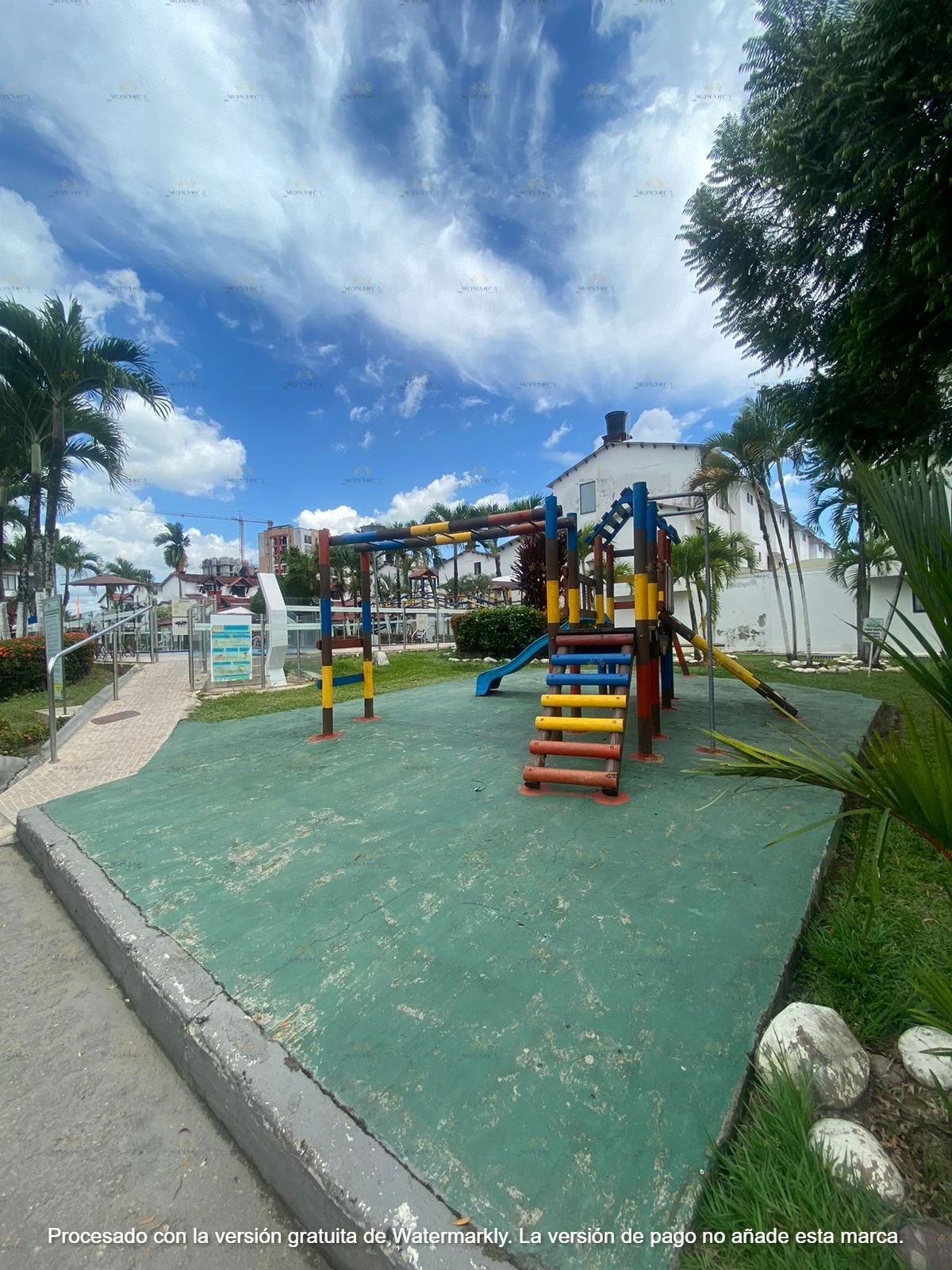 hermosa casa en bosques de morelia - Imagen 12