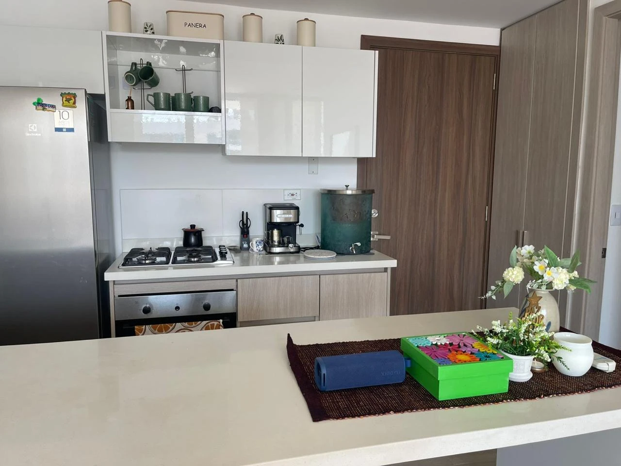 Apartamento en venta en Altana Cartagena | 2 habitaciones, distrito térmico y piscina infinita - Imagen 10
