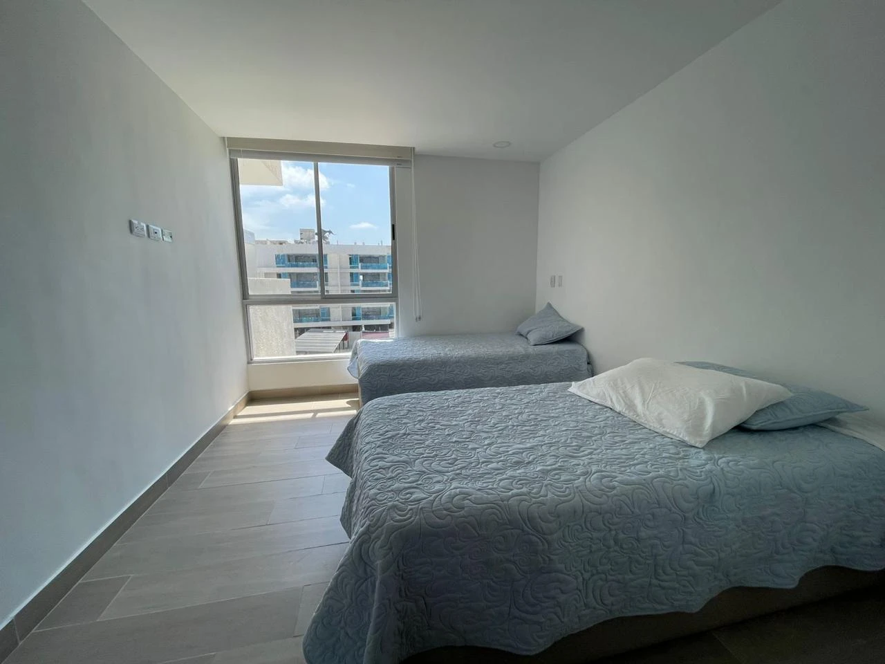 Apartamento en venta en Altana Cartagena | 2 habitaciones, distrito térmico y piscina infinita - Imagen 5