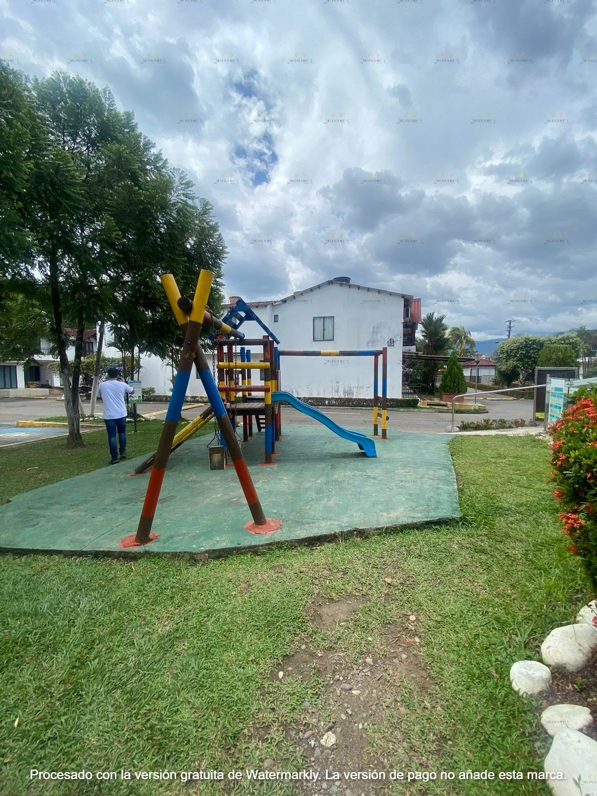 hermosa casa en bosques de morelia - Imagen 12