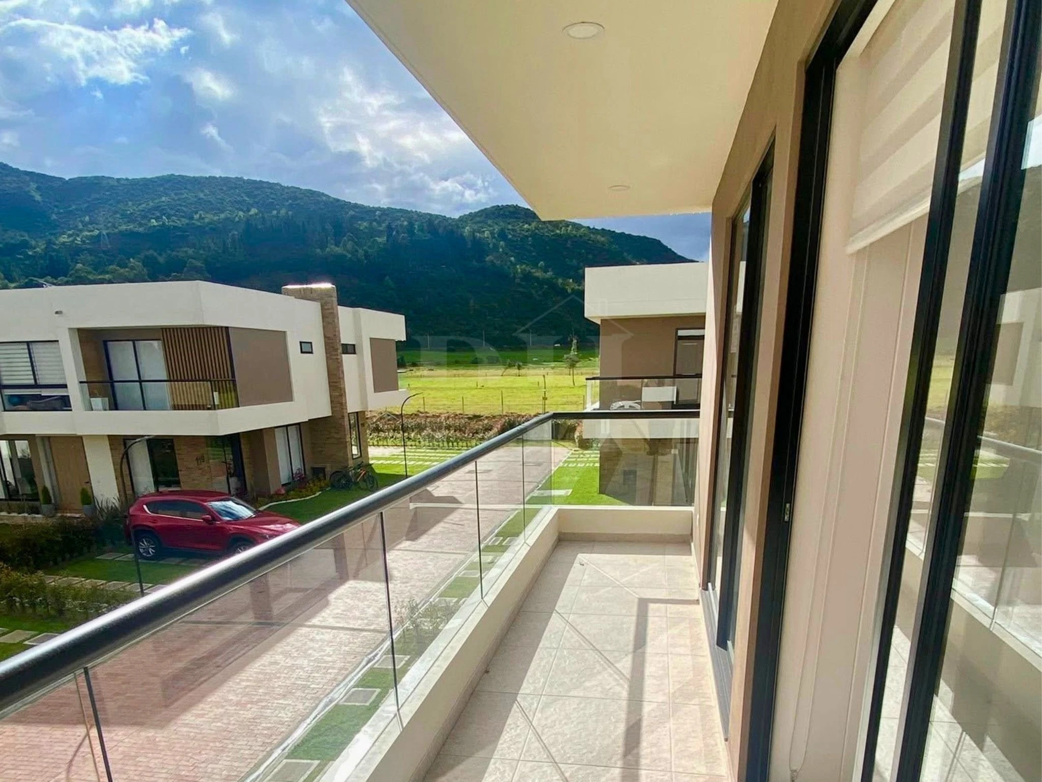 Arriendo casa para estrenar en Chía- Tiquizá con lote independiente - Imagen 7