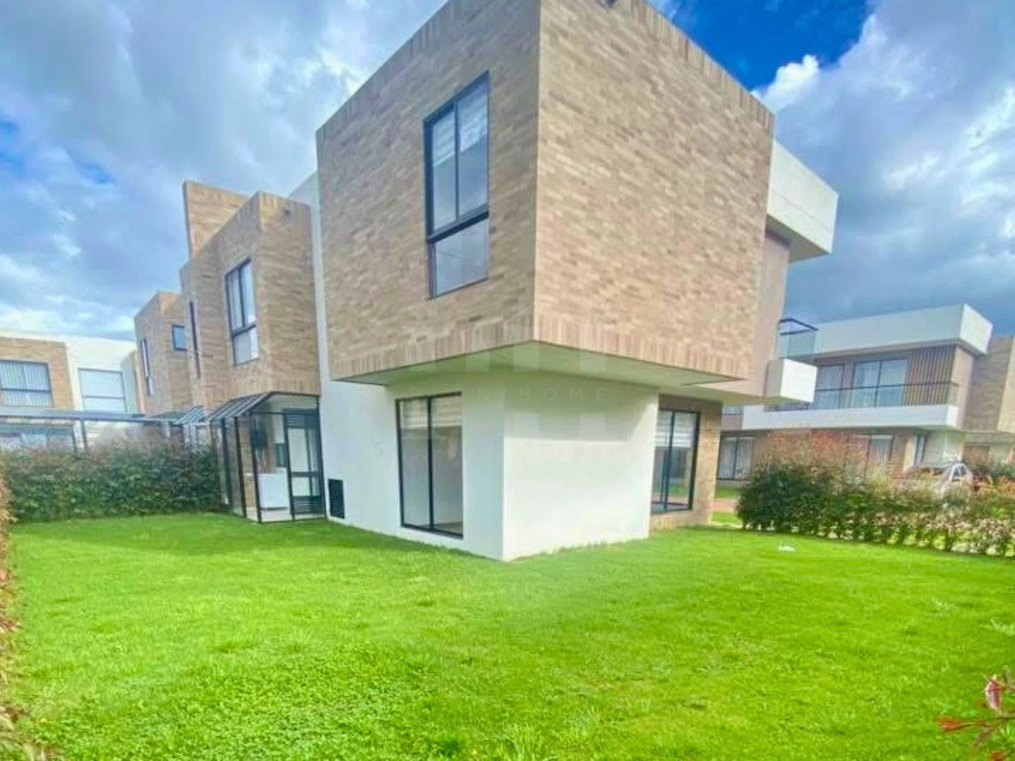 Arriendo casa para estrenar en Chía- Tiquizá con lote independiente - Imagen 11